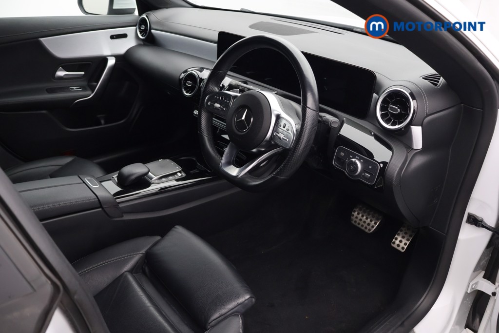 Mercedes-Benz CLA Amg Line Automatic Petrol Estate - Stock Number (1598912) - 11th supplementary image