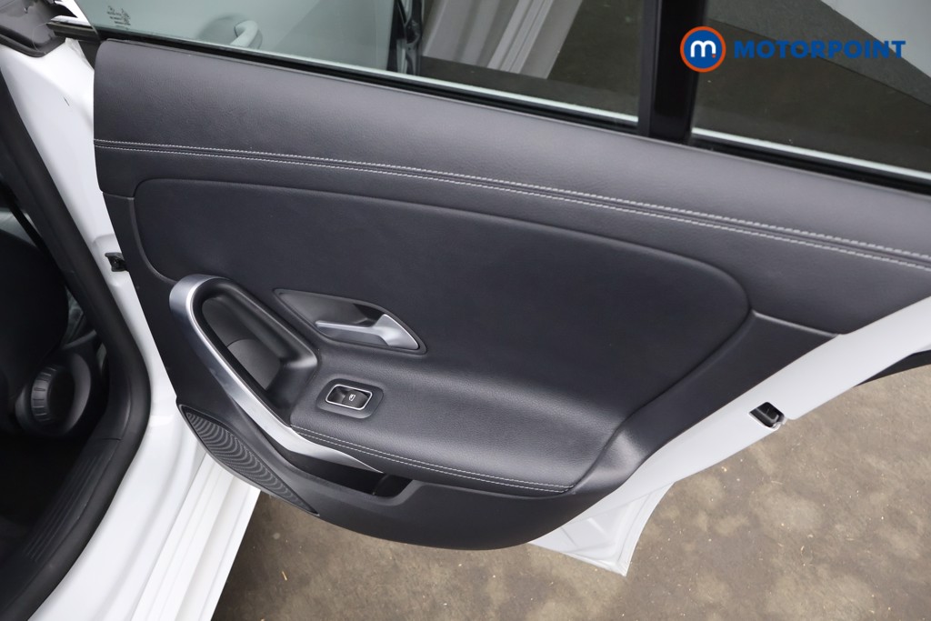 Mercedes-Benz CLA Amg Line Automatic Petrol Estate - Stock Number (1598912) - 14th supplementary image