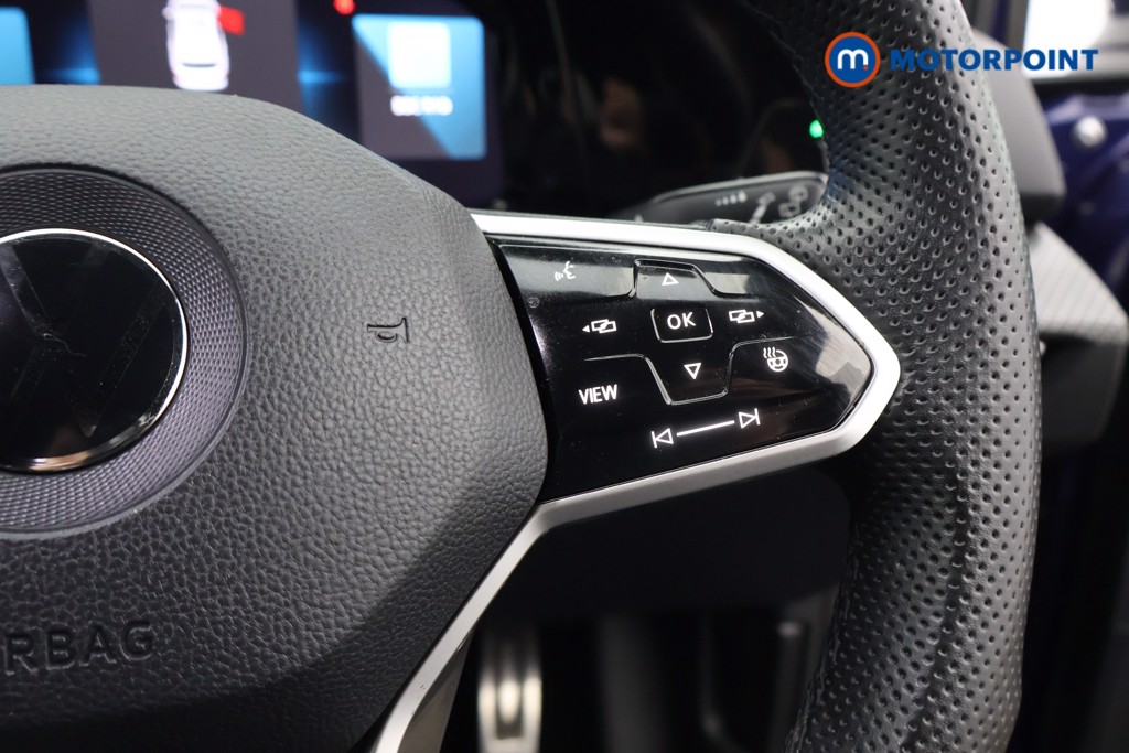 Volkswagen Golf R-Line Automatic Petrol Estate - Stock Number (1599219) - 3rd supplementary image