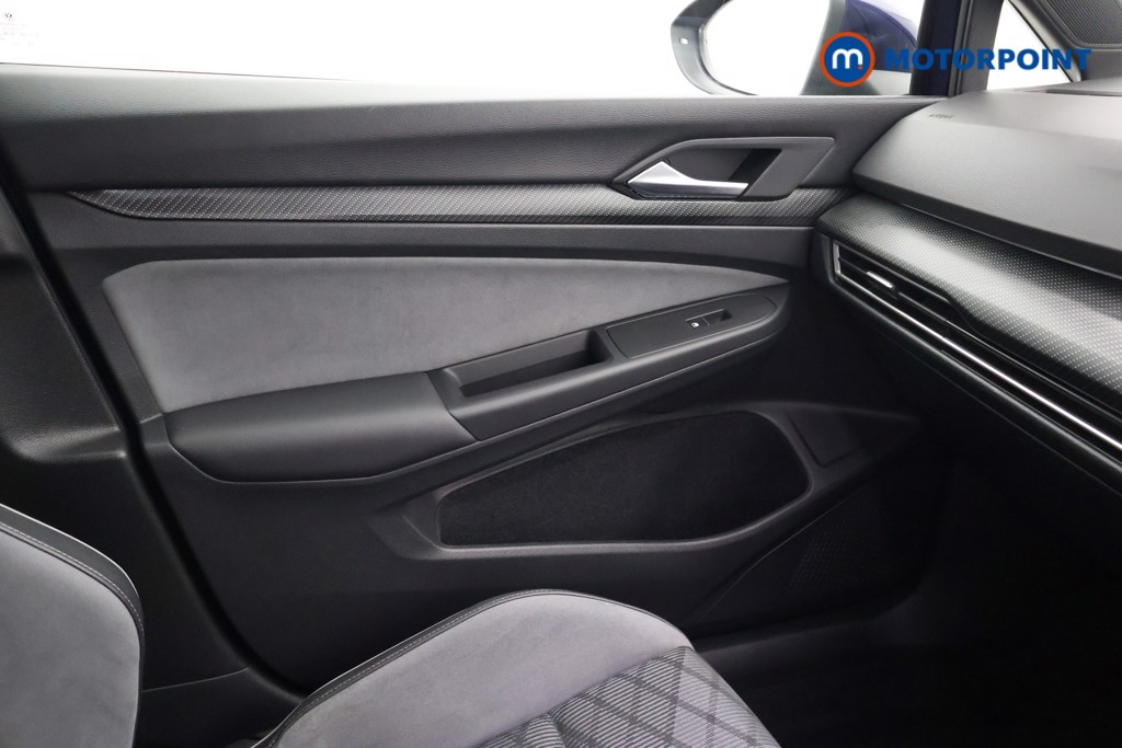 Volkswagen Golf R-Line Automatic Petrol Estate - Stock Number (1599219) - 7th supplementary image