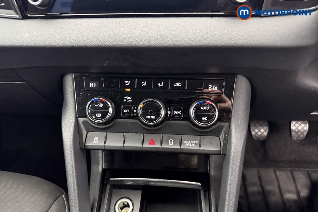 Skoda Karoq Se Drive Manual Petrol SUV - Stock Number (1599351) - 12th supplementary image