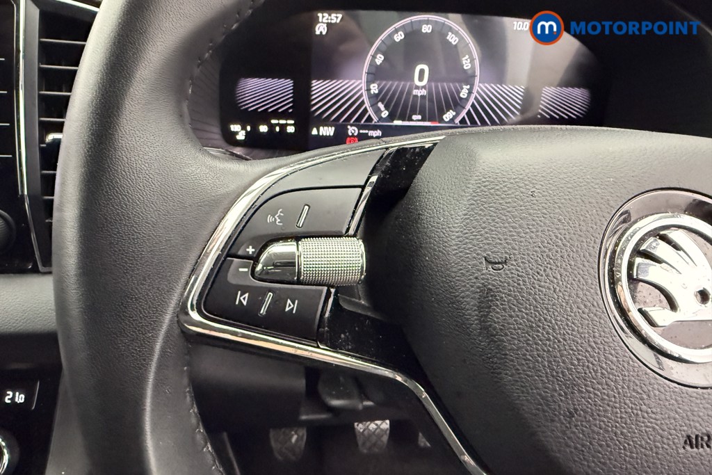 Skoda Karoq Se Drive Manual Petrol SUV - Stock Number (1599351) - 14th supplementary image