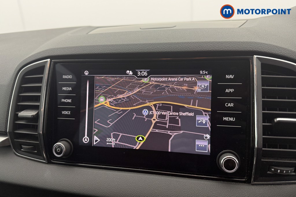 Skoda Karoq Se Drive Manual Petrol SUV - Stock Number (1599359) - 2nd supplementary image