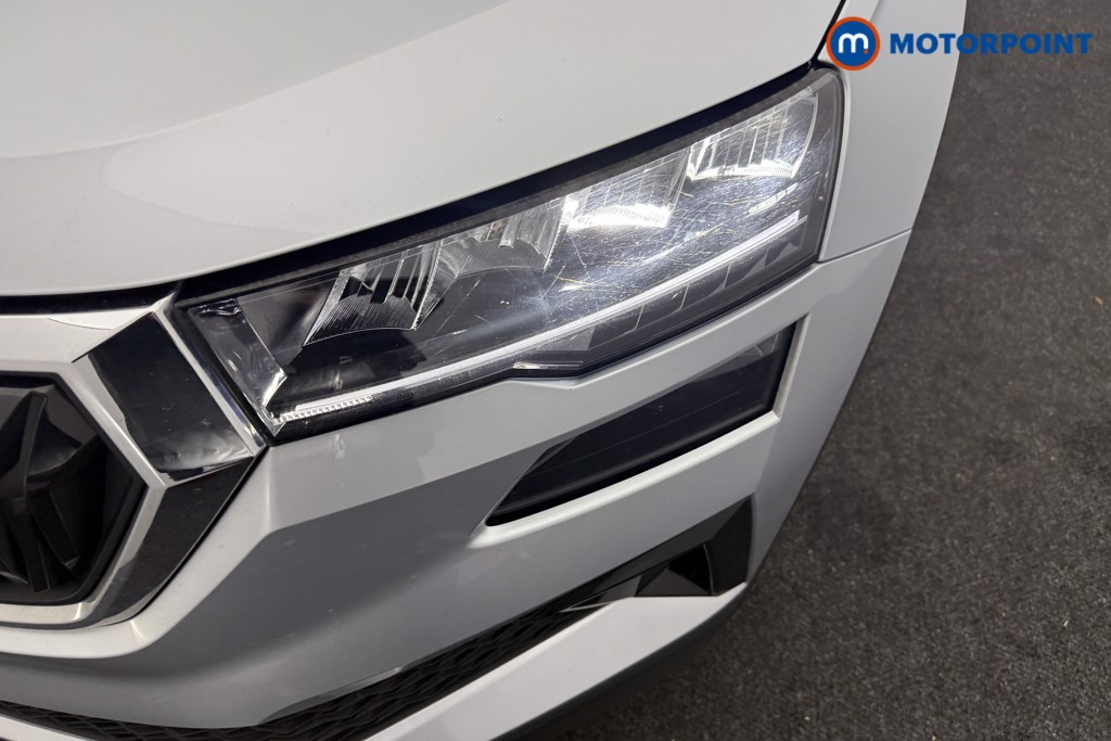 Skoda Karoq Se Drive Manual Petrol SUV - Stock Number (1599361) - 22nd supplementary image