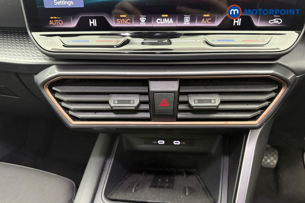 Cupra Formentor V1 Manual Petrol SUV - Stock Number (1599438) - 3rd supplementary image