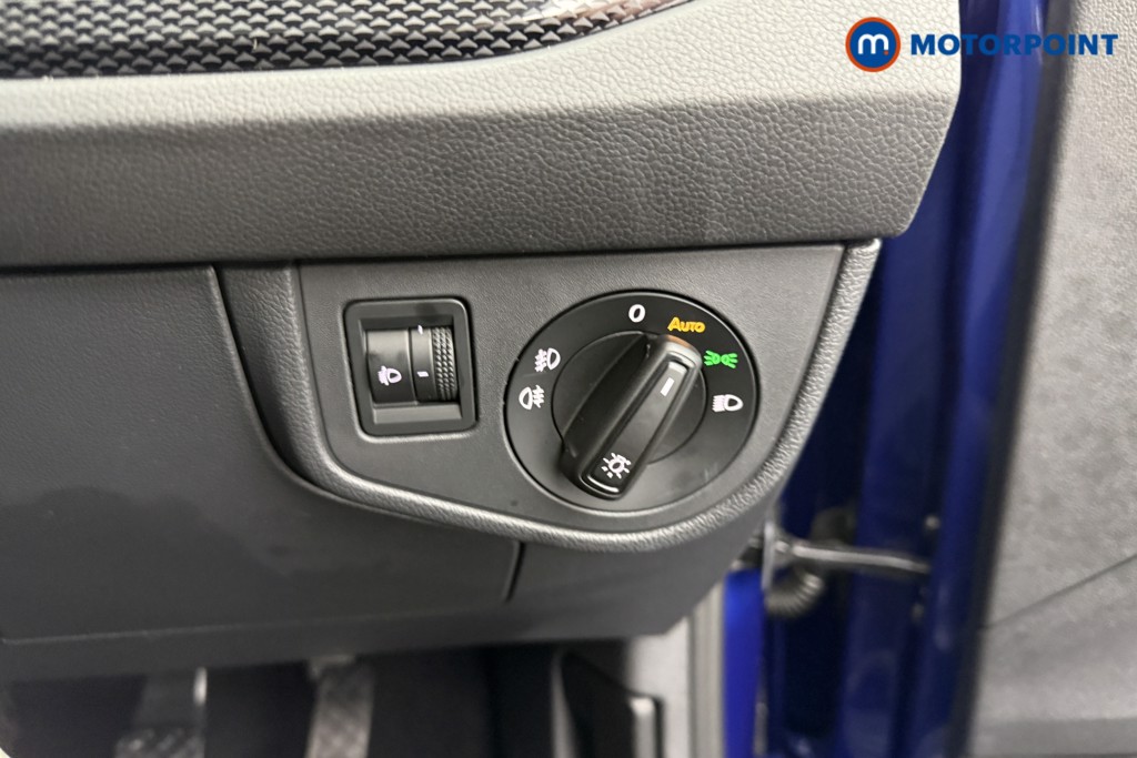 Volkswagen Taigo Life Manual Petrol SUV - Stock Number (1599443) - 16th supplementary image