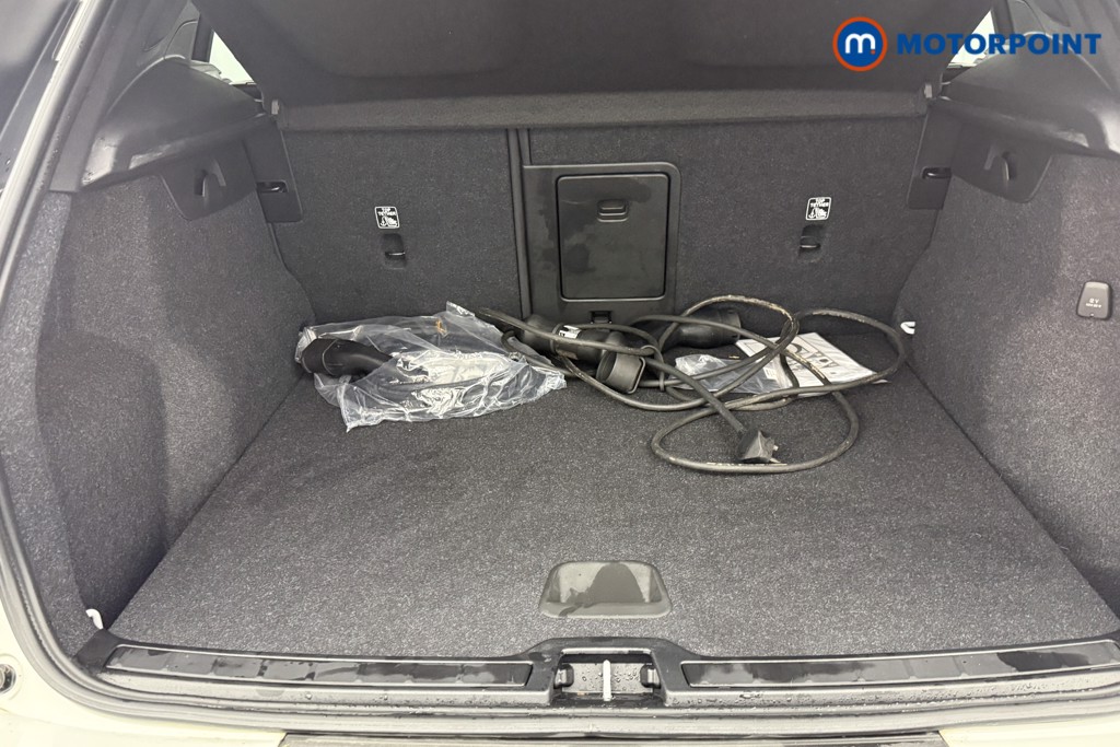 Volvo Xc40 R Design Pro Automatic Petrol Plug-In Hybrid SUV - Stock Number (1599581) - 23rd supplementary image