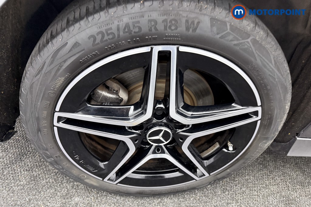 Mercedes-Benz A Class Amg Line Executive Edition Automatic Petrol Plug-In Hybrid Saloon - Stock Number (1599590) - 31st supplementary image