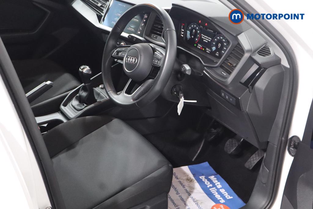 Audi A1 Technik Manual Petrol Hatchback - Stock Number (1599606) - 3rd supplementary image