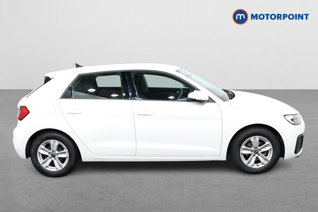 Audi A1 Technik Manual Petrol Hatchback - Stock Number (1599606) - Drivers side