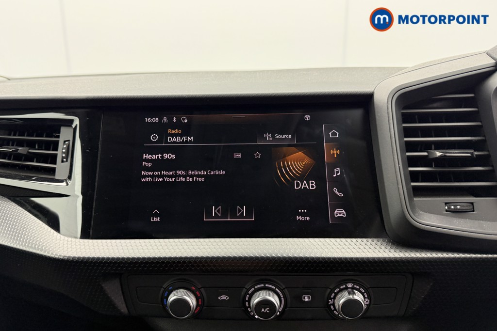 Audi A1 Technik Manual Petrol Hatchback - Stock Number (1599608) - 5th supplementary image