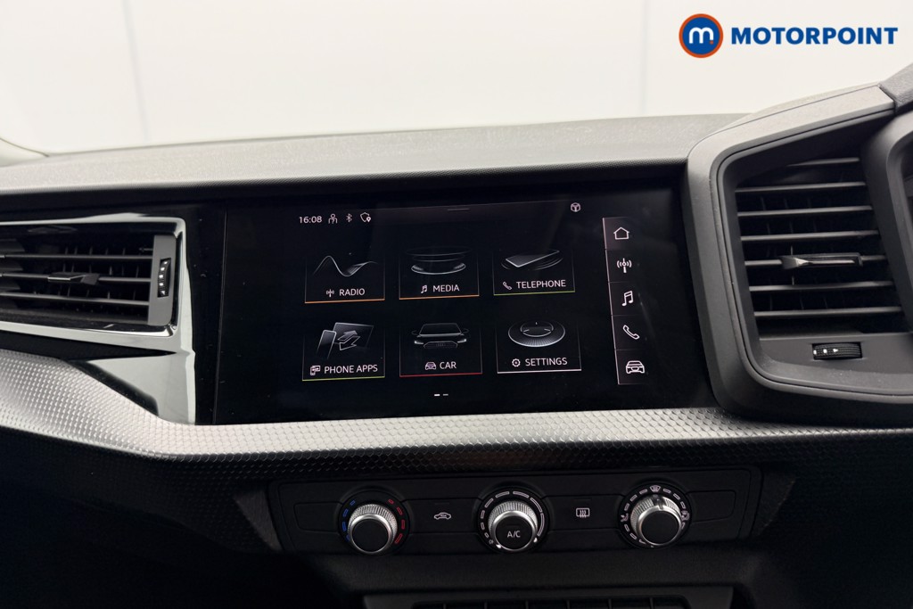 Audi A1 Technik Manual Petrol Hatchback - Stock Number (1599608) - 9th supplementary image