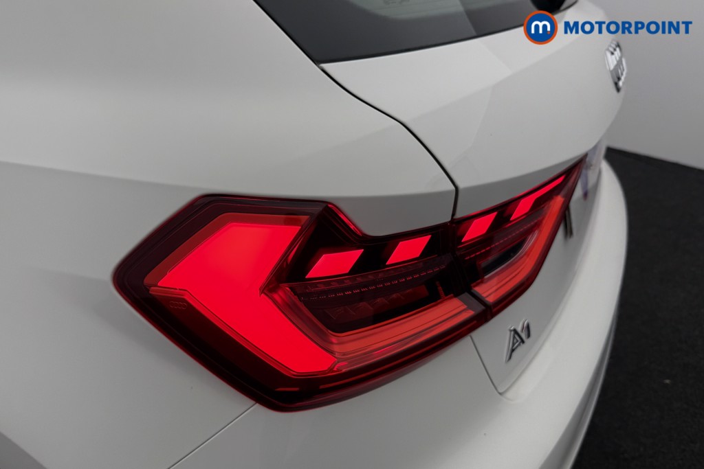 Audi A1 Technik Manual Petrol Hatchback - Stock Number (1599608) - 23rd supplementary image