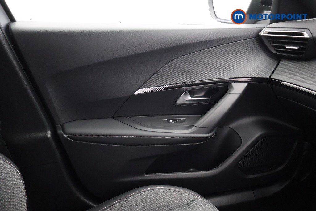 Peugeot 2008 Allure Automatic Petrol SUV - Stock Number (1599678) - 7th supplementary image