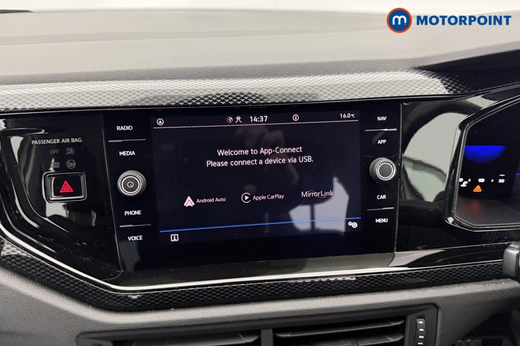 Volkswagen Polo Life Manual Petrol Hatchback - Stock Number (1599901) - 2nd supplementary image