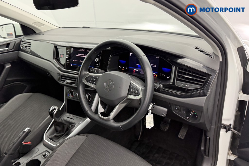 Volkswagen Polo Life Manual Petrol Hatchback - Stock Number (1599901) - 4th supplementary image