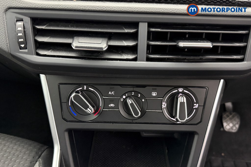 Volkswagen Polo Life Manual Petrol Hatchback - Stock Number (1599901) - 12th supplementary image