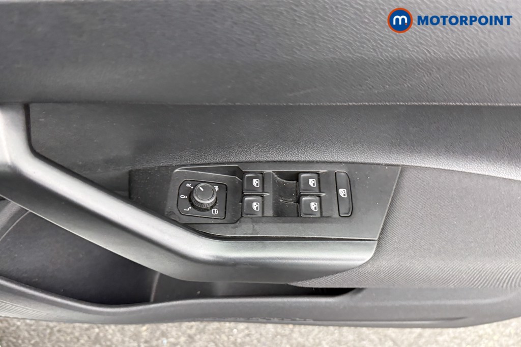 Volkswagen Polo Life Manual Petrol Hatchback - Stock Number (1599901) - 17th supplementary image