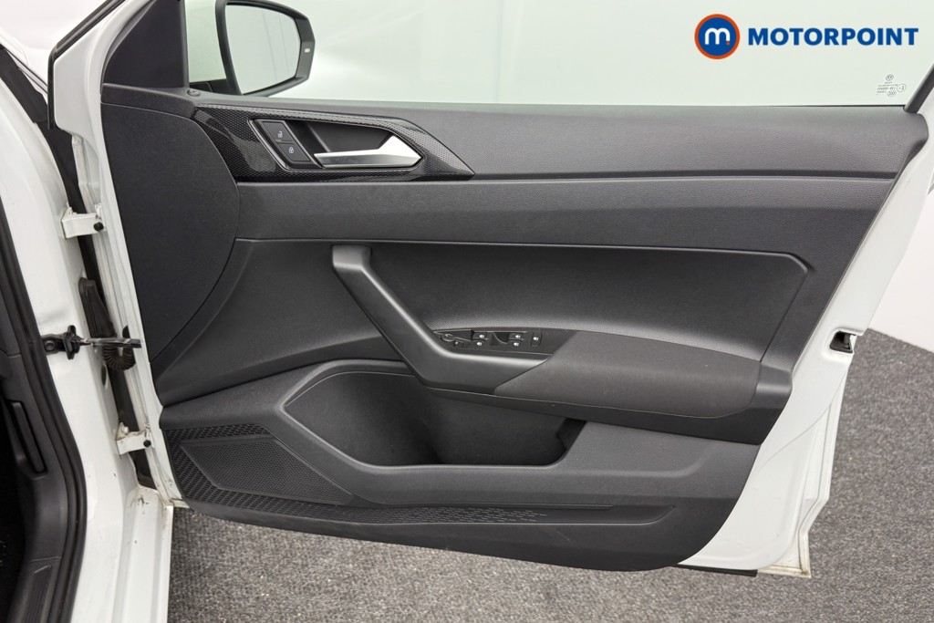Volkswagen Polo Life Manual Petrol Hatchback - Stock Number (1599901) - 18th supplementary image