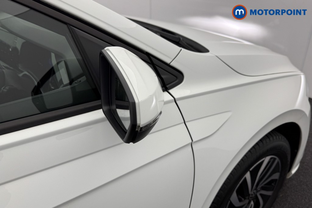 Volkswagen Polo Life Manual Petrol Hatchback - Stock Number (1599901) - 19th supplementary image