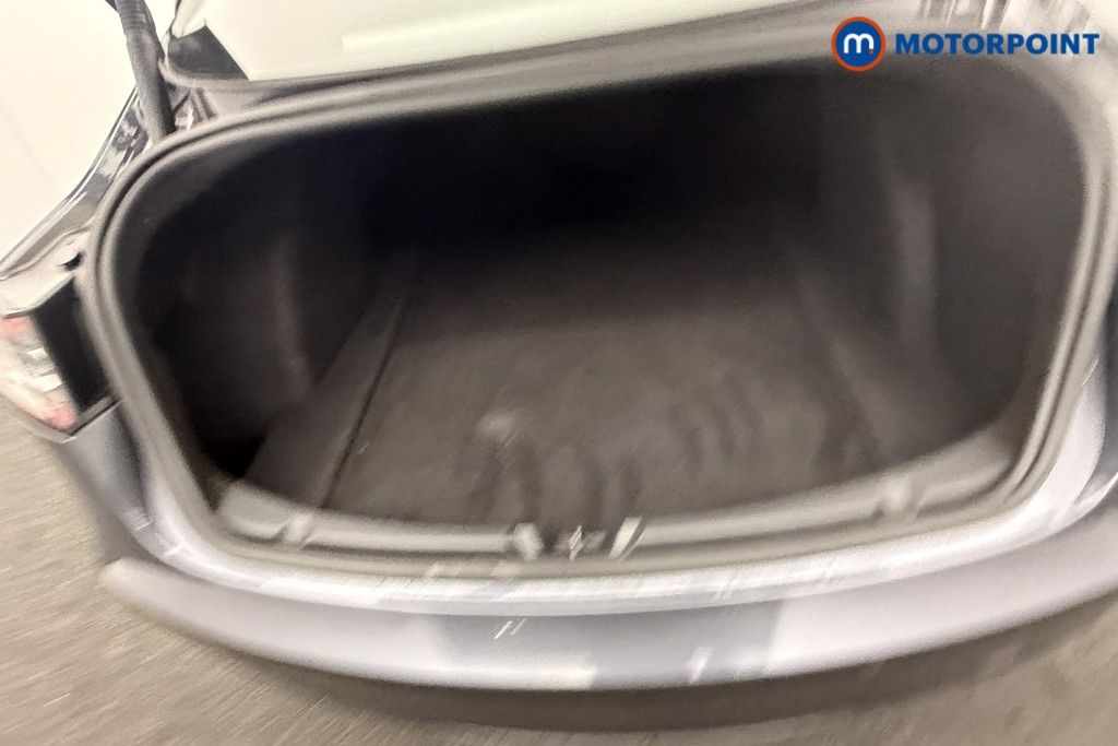 Tesla Model 3 Long Range Automatic Electric Saloon - Stock Number (1599908) - 16th supplementary image