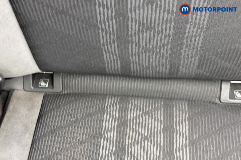 Volkswagen Tiguan R-Line Automatic Petrol SUV - Stock Number (1599996) - 26th supplementary image