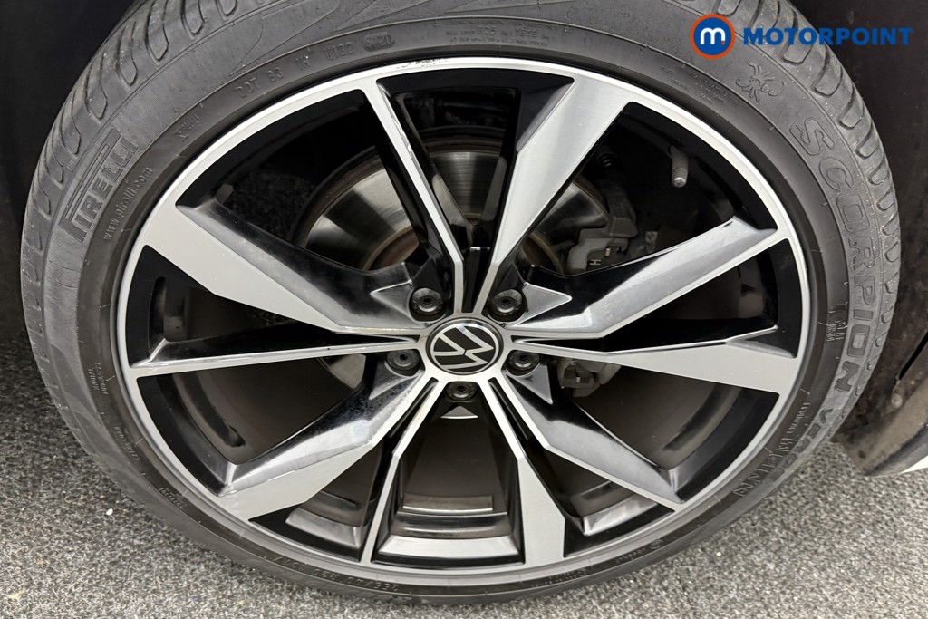 Volkswagen Tiguan R-Line Automatic Petrol SUV - Stock Number (1599996) - 34th supplementary image