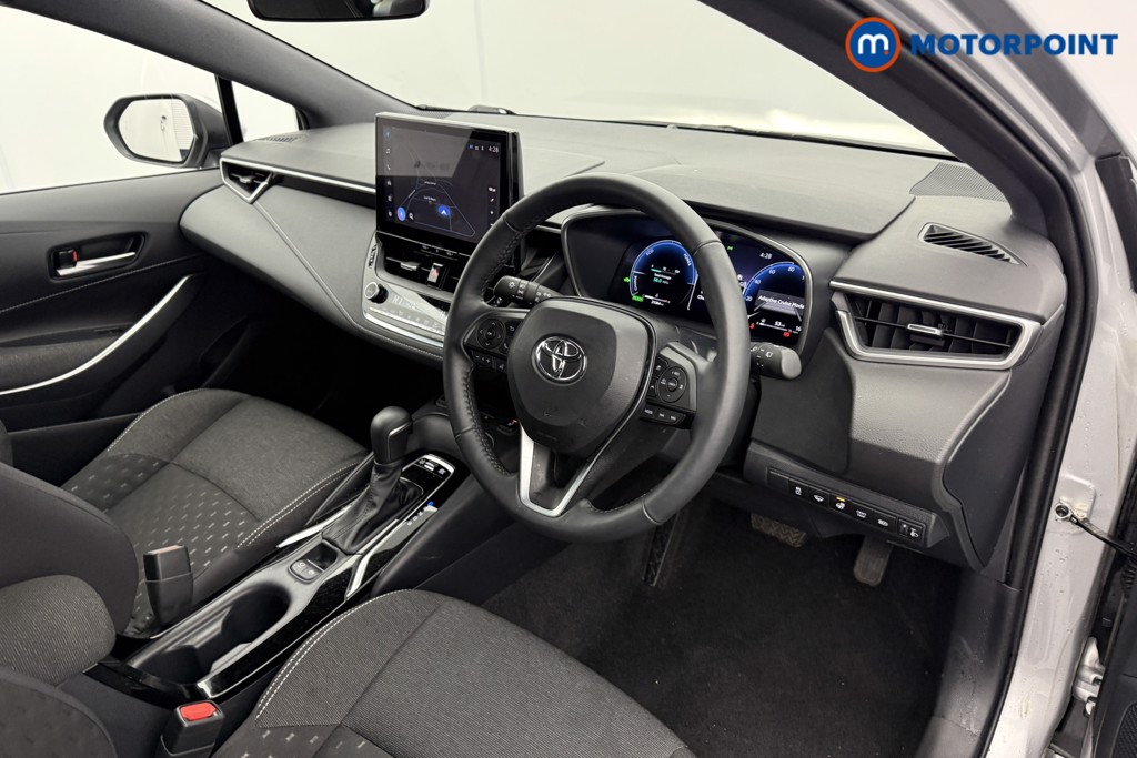 Toyota Corolla Icon Automatic Petrol-Electric Hybrid Estate - Stock Number (1600023) - 4th supplementary image