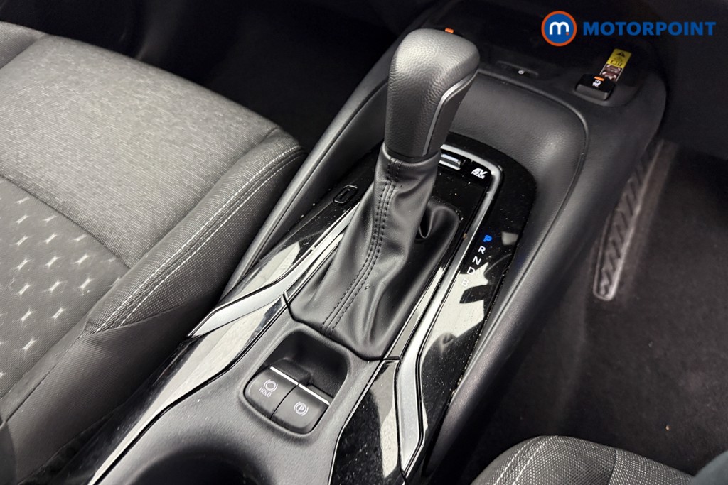 Toyota Corolla Icon Automatic Petrol-Electric Hybrid Estate - Stock Number (1600023) - 13th supplementary image