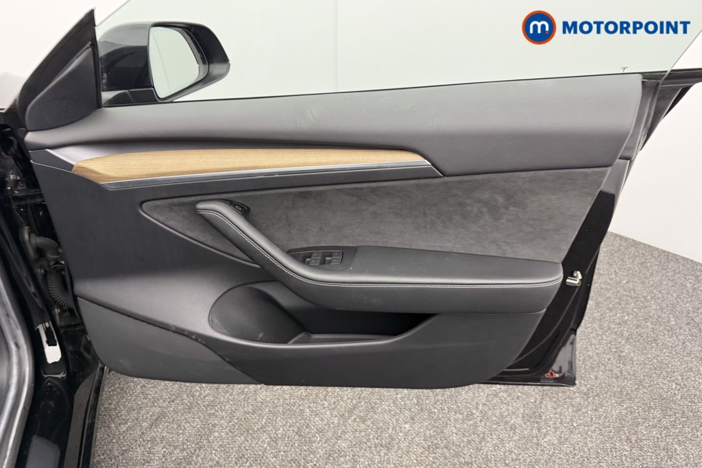 Tesla Model 3 Standard Plus Automatic Electric Saloon - Stock Number (1600137) - 13th supplementary image