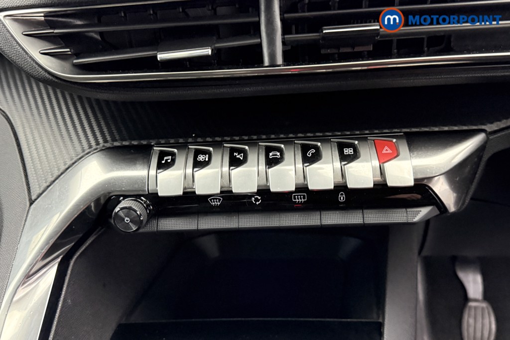 Peugeot 3008 Allure Manual Petrol SUV - Stock Number (1600159) - 11th supplementary image