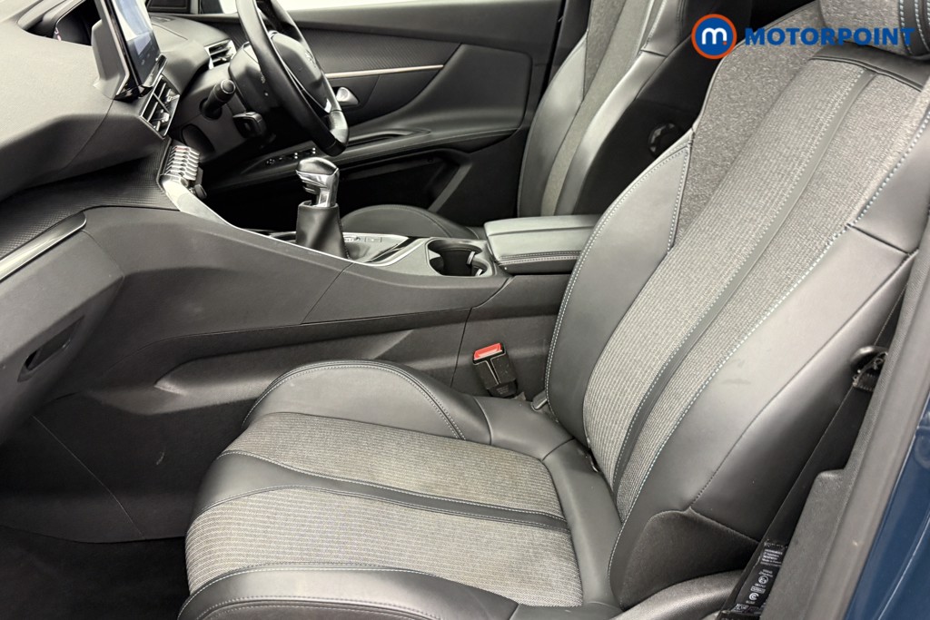 Peugeot 3008 Allure Manual Petrol SUV - Stock Number (1600159) - 21st supplementary image