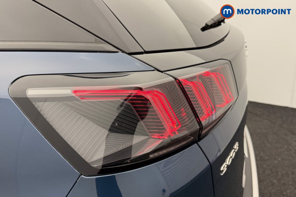 Peugeot 3008 Allure Manual Petrol SUV - Stock Number (1600159) - 24th supplementary image