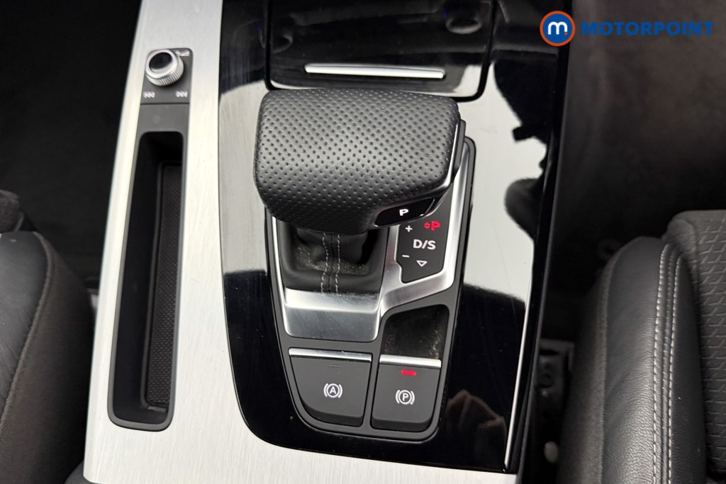 Audi Q5 S Line Automatic Petrol SUV - Stock Number (1600299) - 13th supplementary image