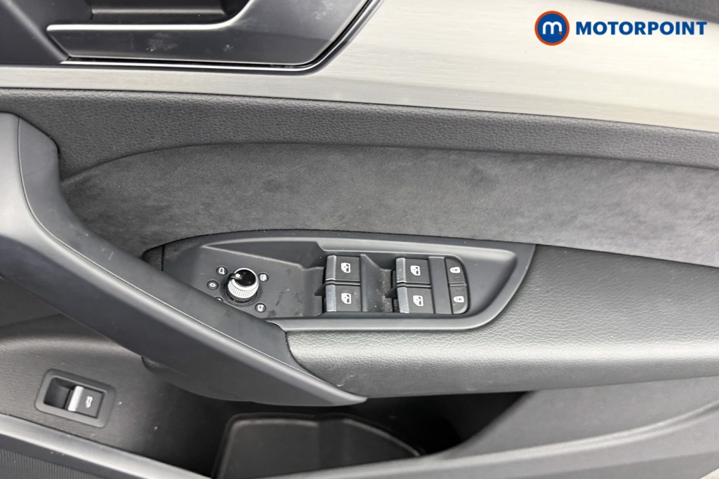 Audi Q5 S Line Automatic Petrol SUV - Stock Number (1600299) - 17th supplementary image