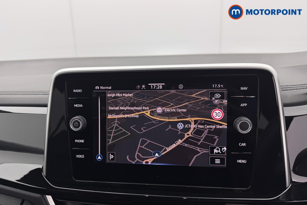 Volkswagen T-Roc R-Line Automatic Petrol SUV - Stock Number (1600349) - 2nd supplementary image