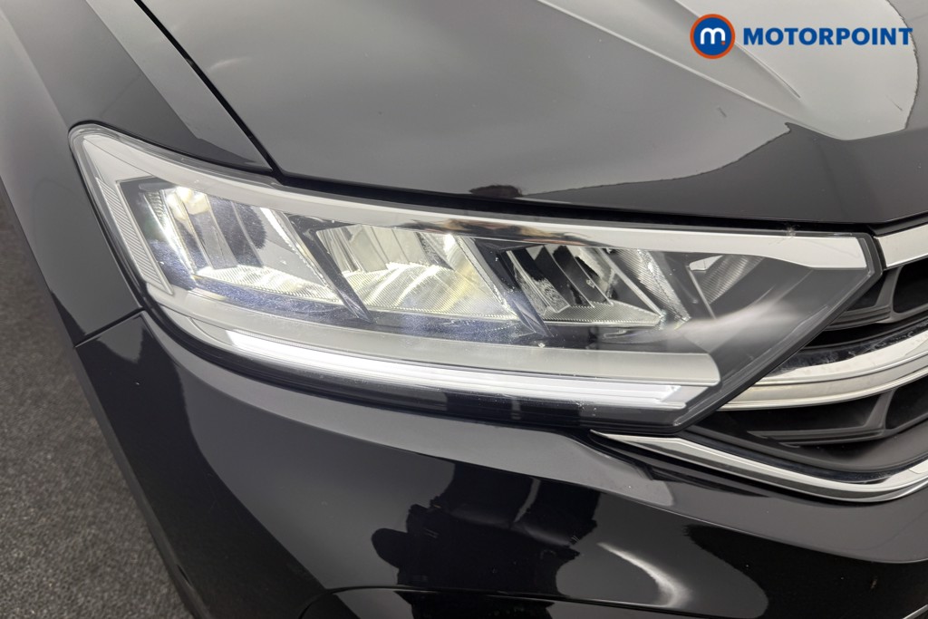 Volkswagen T-Roc R-Line Automatic Petrol SUV - Stock Number (1600349) - 22nd supplementary image