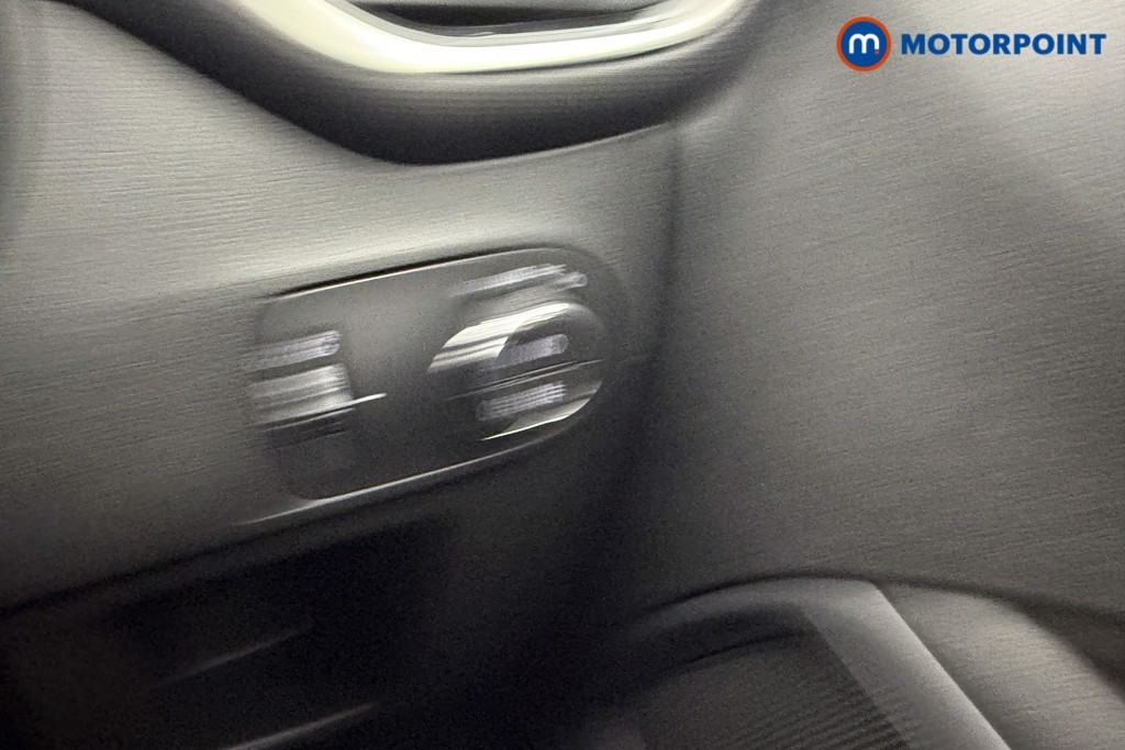 Vauxhall Crossland Ultimate Automatic Petrol SUV - Stock Number (1600448) - 10th supplementary image