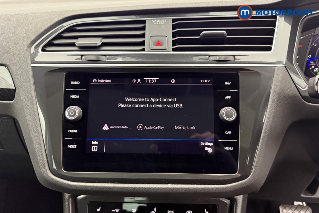 Volkswagen Tiguan Elegance Automatic Petrol SUV - Stock Number (1600449) - 10th supplementary image