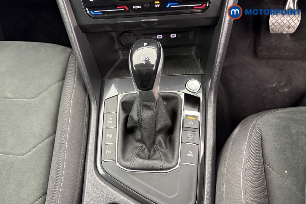 Volkswagen Tiguan Elegance Automatic Petrol SUV - Stock Number (1600449) - 13th supplementary image