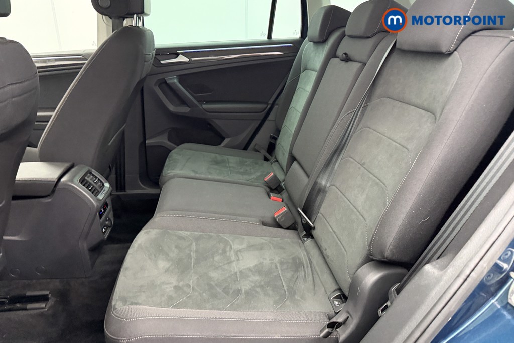 Volkswagen Tiguan Elegance Automatic Petrol SUV - Stock Number (1600449) - 26th supplementary image
