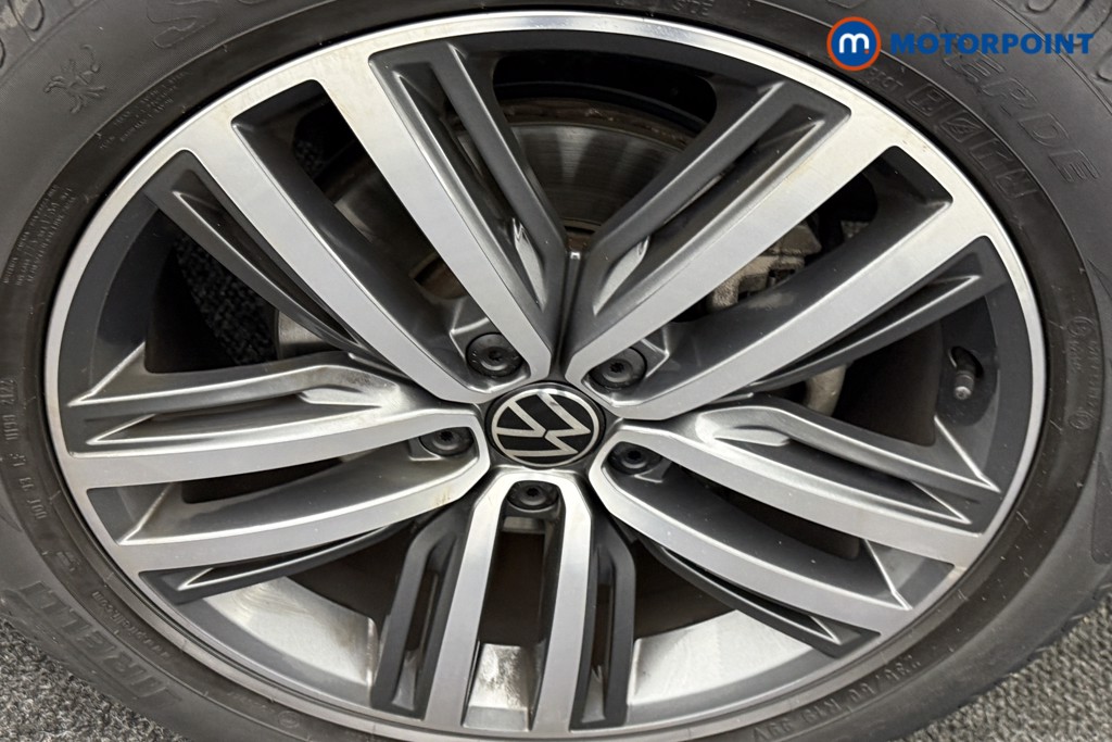 Volkswagen Tiguan Elegance Automatic Petrol SUV - Stock Number (1600449) - 35th supplementary image