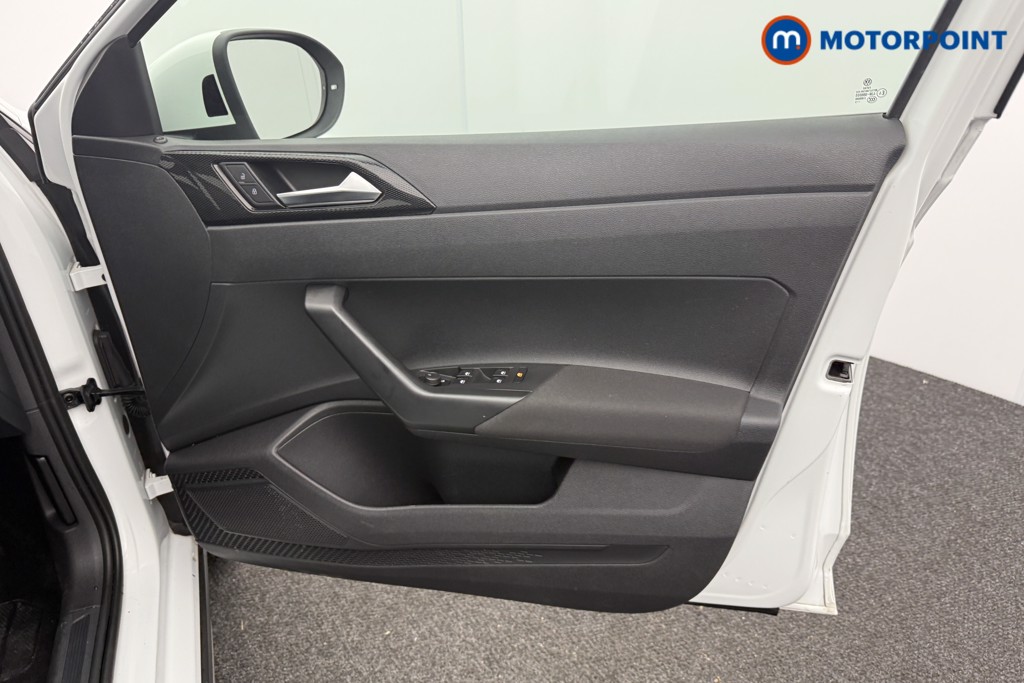 Volkswagen Taigo Life Automatic Petrol SUV - Stock Number (1600451) - 18th supplementary image