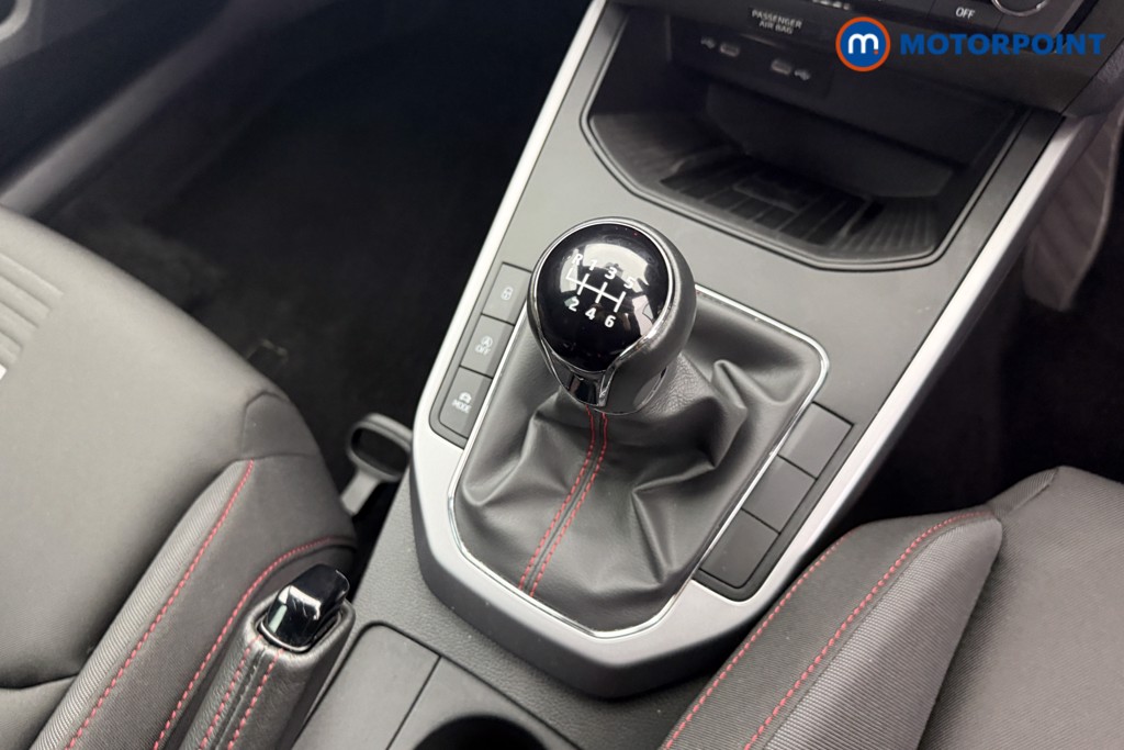 Seat Arona FR Manual Petrol SUV - Stock Number (1600470) - 5th supplementary image