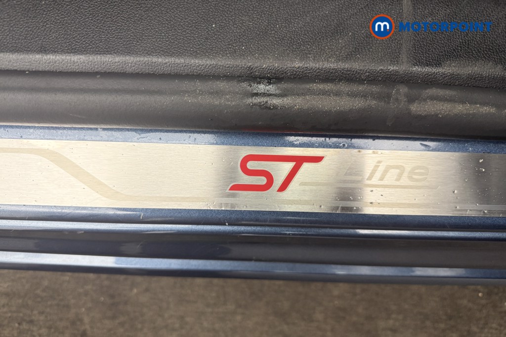 Ford Focus St-Line X Automatic Petrol Hatchback - Stock Number (1600548) - 14th supplementary image