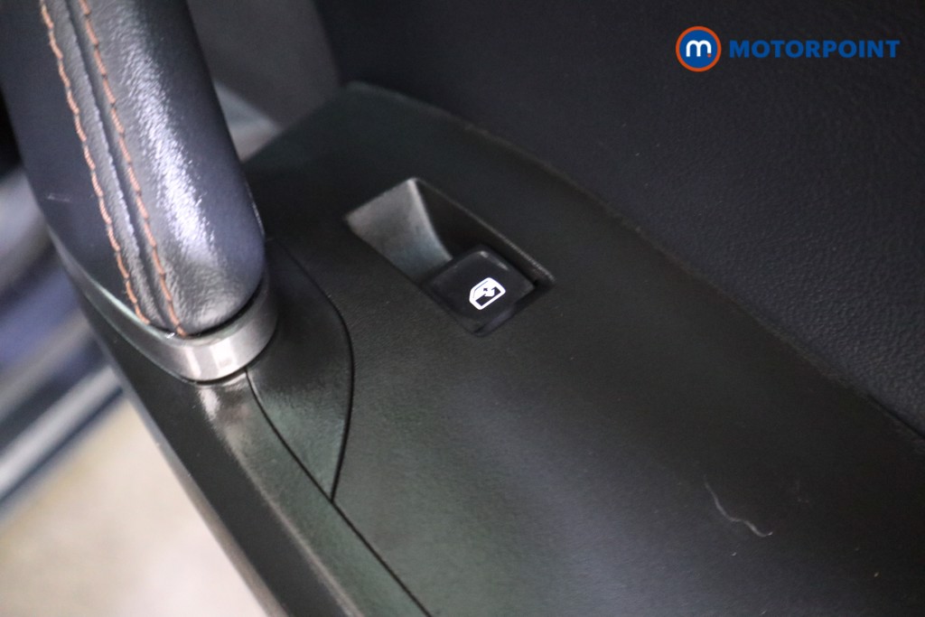 Cupra Leon VZ2 Automatic Petrol Plug-In Hybrid Estate - Stock Number (1600695) - 18th supplementary image