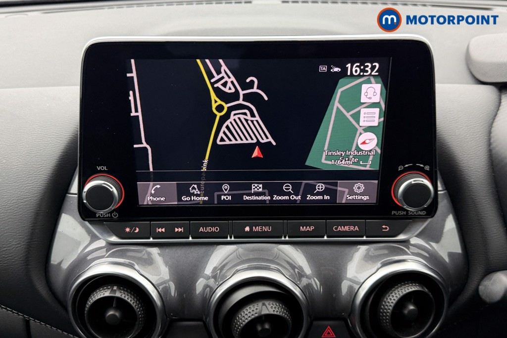 Nissan Juke N-Connecta Automatic Petrol SUV - Stock Number (1600741) - 2nd supplementary image