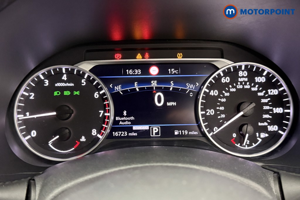 Nissan Juke N-Connecta Automatic Petrol SUV - Stock Number (1600741) - 5th supplementary image