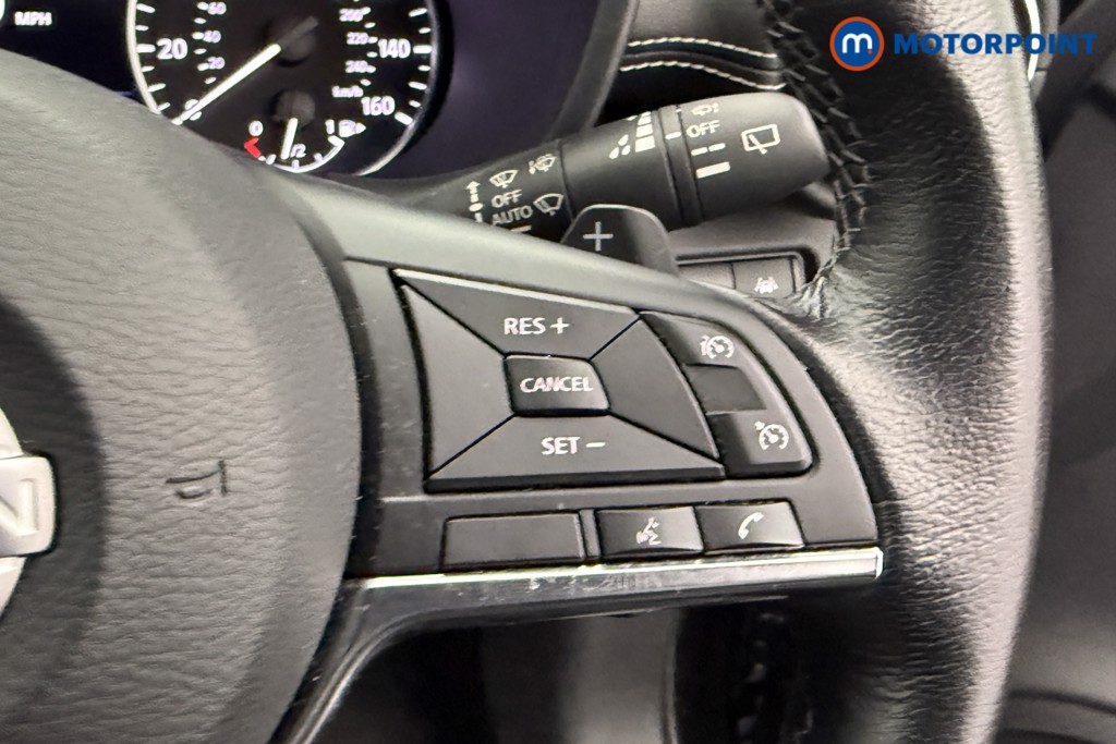 Nissan Juke N-Connecta Automatic Petrol SUV - Stock Number (1600741) - 15th supplementary image