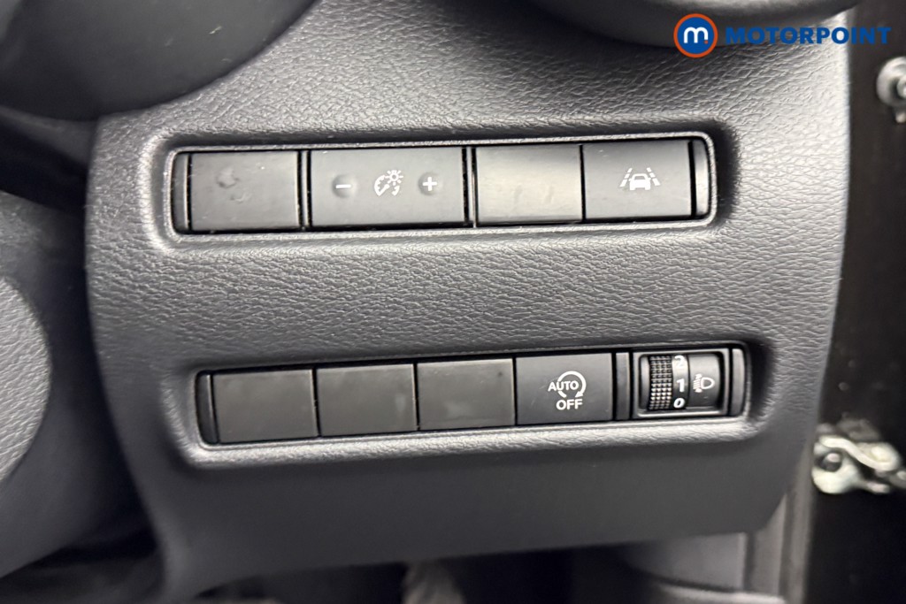 Nissan Juke N-Connecta Automatic Petrol SUV - Stock Number (1600741) - 16th supplementary image